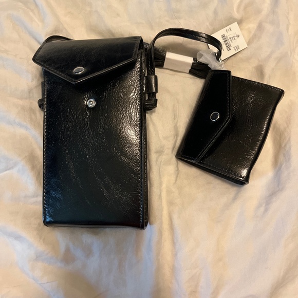 J. Crew Edie Phone Purse Black Leather - Picture 1 of 1